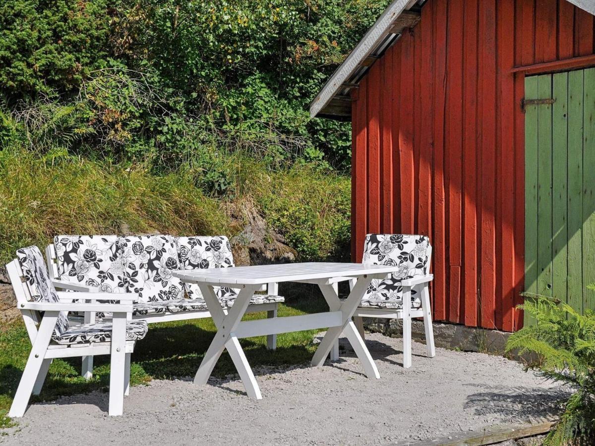 6 Person Holiday Home In Str Mstad Strömstad Exterior foto